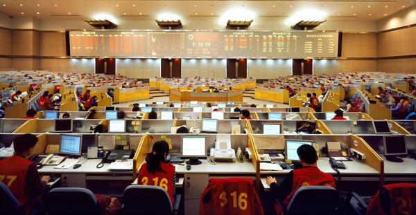 上交所理事长邱勇：加快建设世界一流交易所提升全球竞争力与吸引力