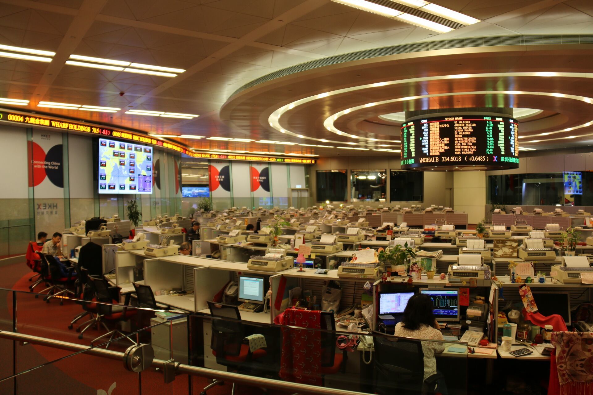 曼昆律师｜香港加密货币交易所最大的需求其实是内地